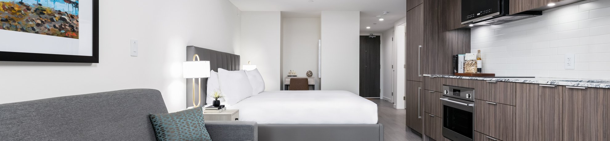 Vancouver Howe Level Suite