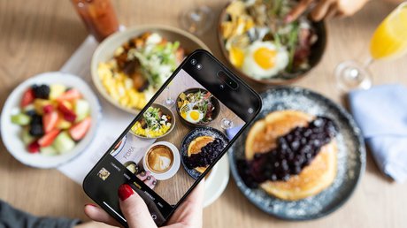 Overhead view of brunch items at Fora Chicago