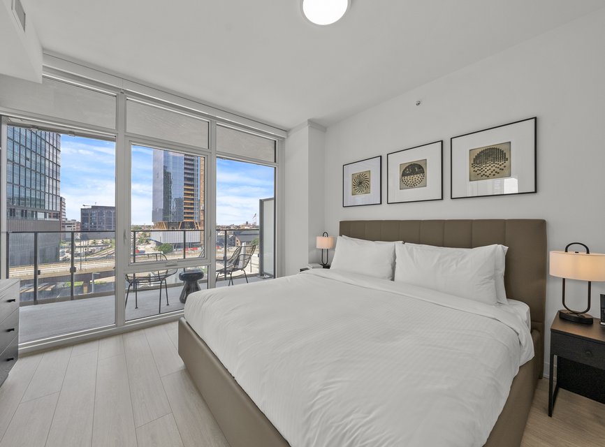 master room of three bedroom suite with patio at level chicago fulton market